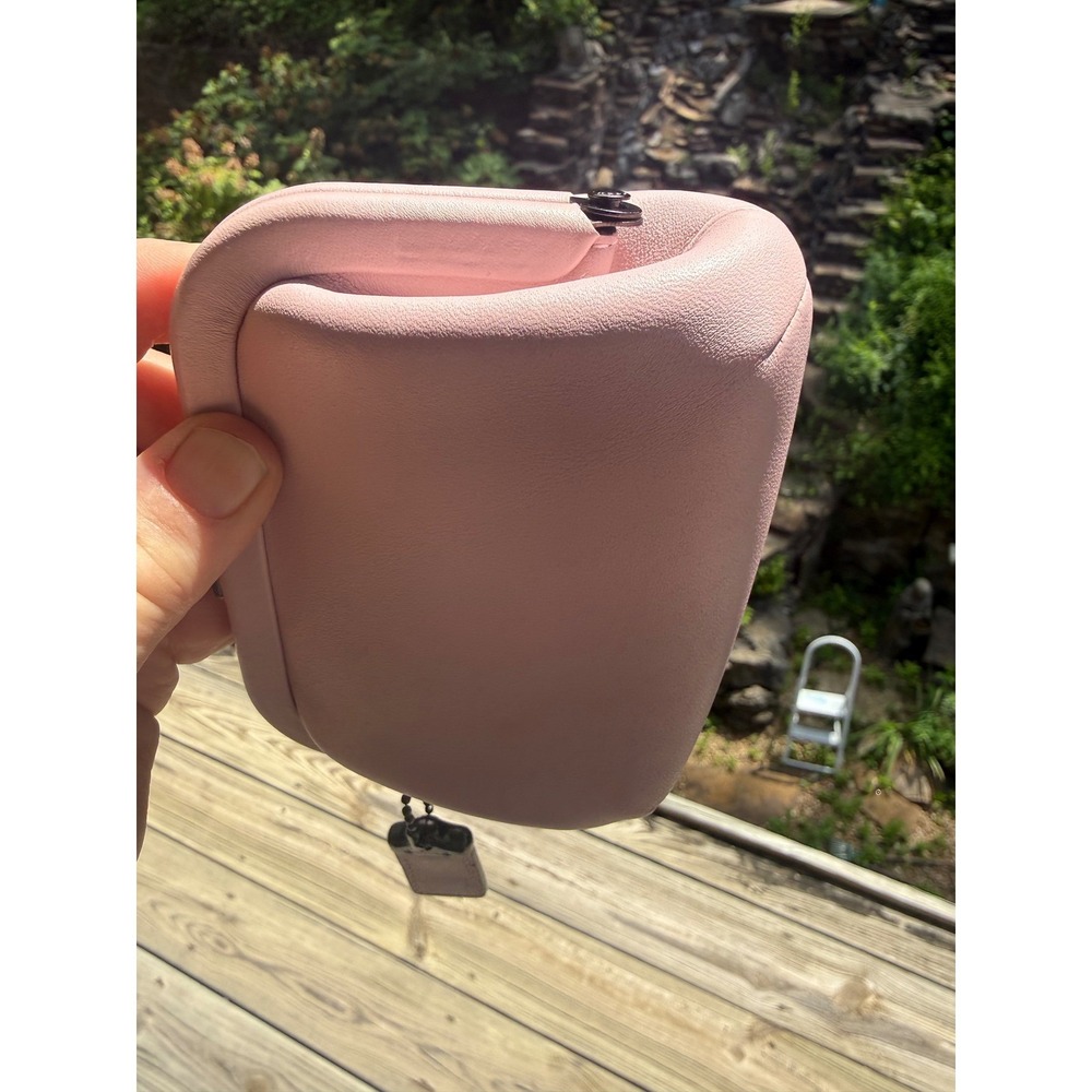 Coach 1941 Kisslock Coin Purse Pink Leather Coin Case Gunmetal Hardware - Picture 9 of 10